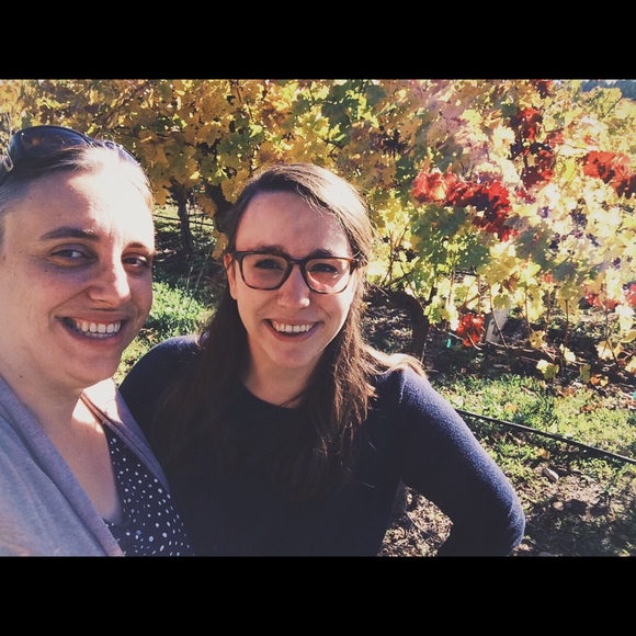 Meet your Posher, Olivia - Picture 1 of 1